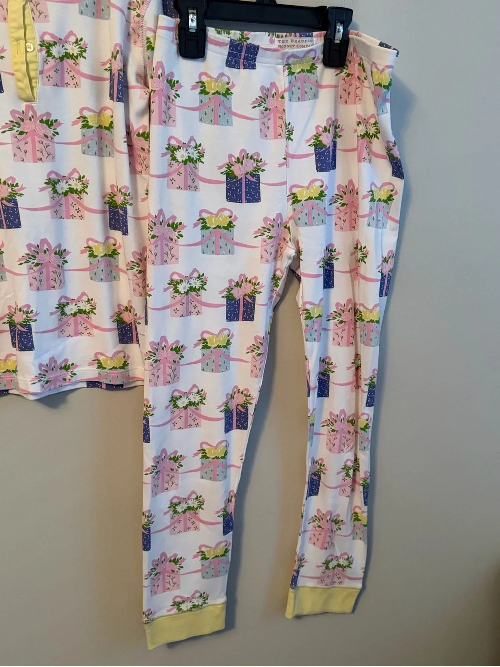 The Beaufort Bonnet Company Everydays a Gift Pajamas